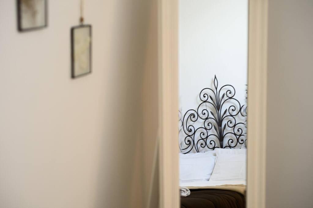 Apartamento A Due Passi Da Toledo Nápoles Exterior foto