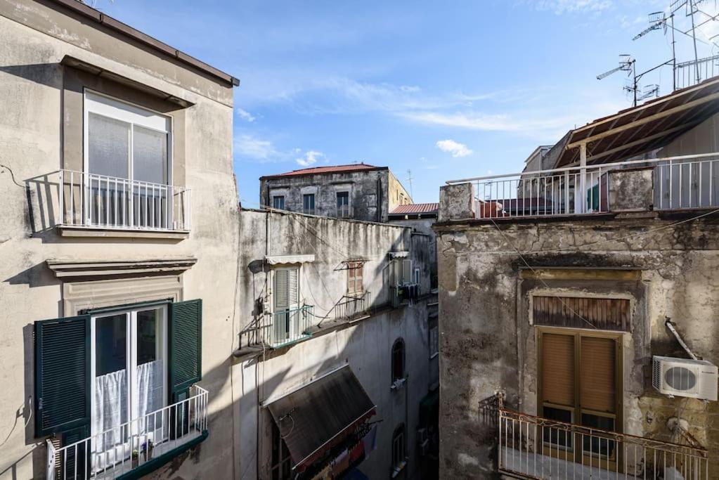 Apartamento A Due Passi Da Toledo Nápoles Exterior foto